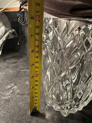 Jarrón de cristal tallado