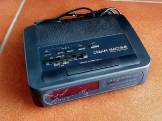 Radio Reloj Despertador Sony ICF-C26 FM/AM