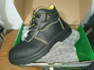 2 pares de Zapatos de seguridad 2 pares de botas