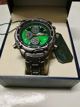 Reloj Titanium Cronógrafo Verde