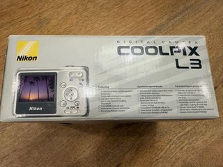 Cámara Digital Nikon Coolpix L3 Plata 5.1MP