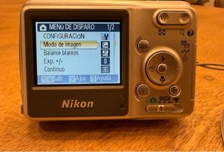 Cámara Digital Nikon Coolpix L3 Plata 5.1MP