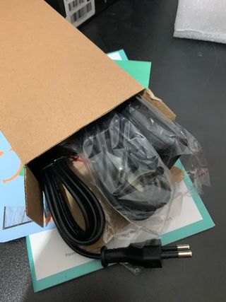 Proyector DR. Q 2400 Lumen