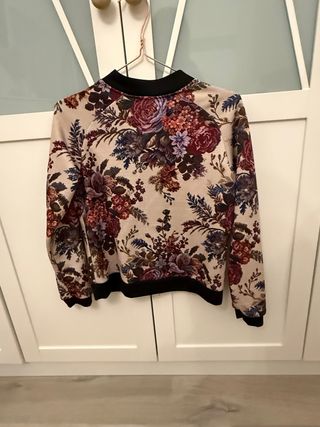 Cazadora bomber floral vintage