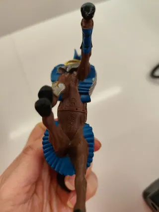 Figura de guerrero a caballo Schleich