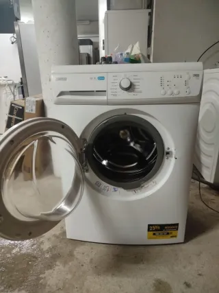 Lavadora Zanussi 7kg LINDO