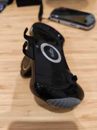 PSP Go N1004 16GB Negra