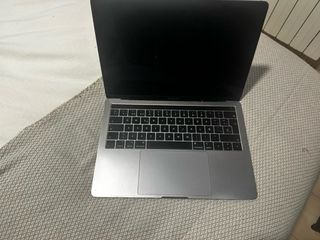 MacBook Pro 13