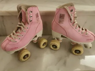 Patines rosas 4 ruedas KF School