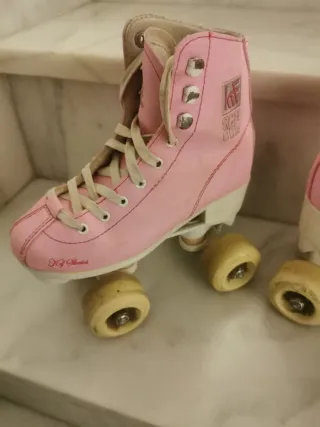 Patines rosas 4 ruedas KF School