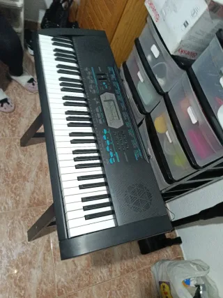 Teclado Casio CTK-2100