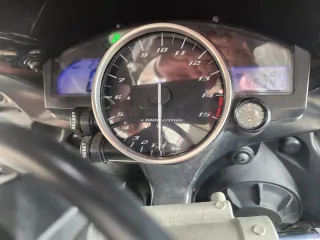 ​Yamaha YZF-R1 2004 (172cv) - ¡Pura adrenalina!