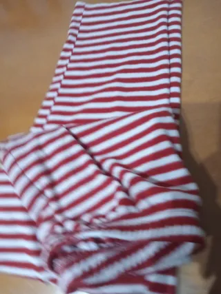 Pijama rayas rojas y blancas Talla M