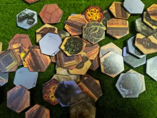 +100 losetas/fichas/tokens reversibles wargames