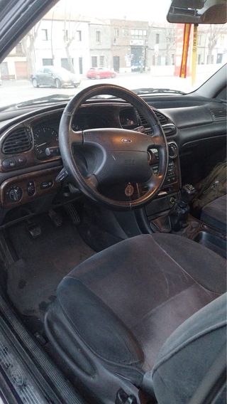 Ford  Mondeo versión Chia diésel 1999 - 2000