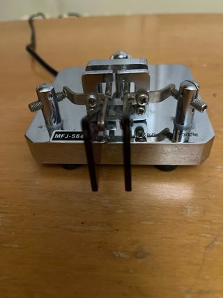 Llave Telegráfica MFJ-564