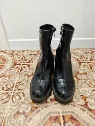 Botines negros Stradivarius talla 38