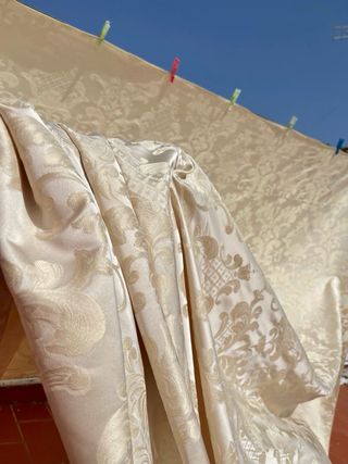 Tela antigua adamascada dorada PRECIOSA