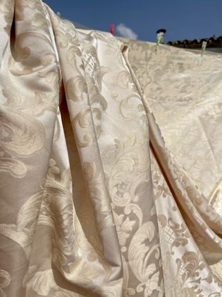 Tela antigua adamascada dorada PRECIOSA