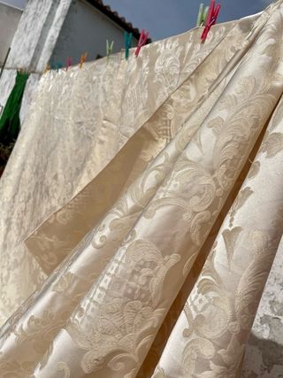 Tela antigua adamascada dorada PRECIOSA