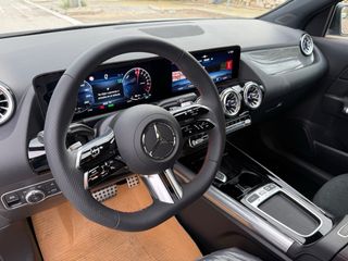 MERCEDES GLA 250e (218cv) 2025 HYBRID EQ A ESTRENO