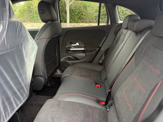 MERCEDES GLA 250e (218cv) 2025 HYBRID EQ A ESTRENO