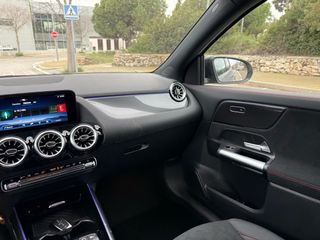 MERCEDES GLA 250e (218cv) 2025 HYBRID EQ A ESTRENO