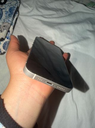 iPhone 13 128GB Branco 92% Saúde + 5 Capas