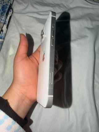 iPhone 13 128GB Branco 92% Saúde + 5 Capas