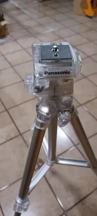 Trípode Panasonic PVC Extensible