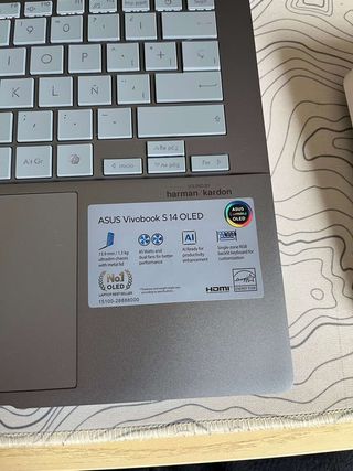 Portátil ASUS Vivobook S 14 OLED