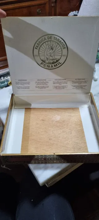 Scatola vuota di sigari Peñamil Oro