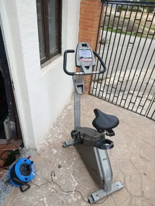 Bicicleta Estática BH Carbon Sport