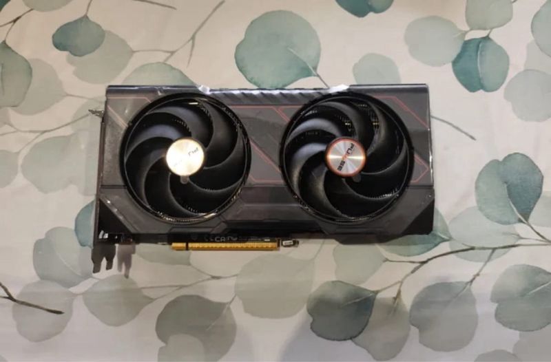 Sapphire RX 9060 XT 16GB Tarjeta Gráfica afbeelding 2