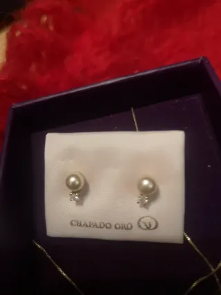 Aretes Chapado Oro Perla y Circonita