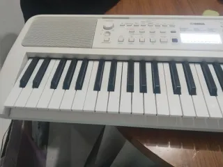 Piano Yamaha EZ-310