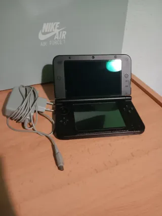 Nintendo 3DS XL Azul