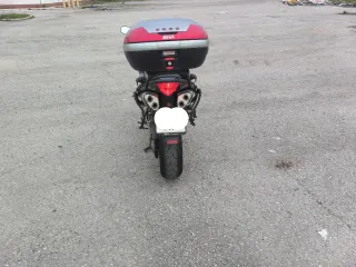 Honda VFR 800cc Moto Deportiva Gris