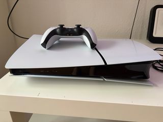 Consola Playstation 5 Blanca