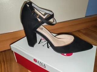 Zapatos de tacón negros