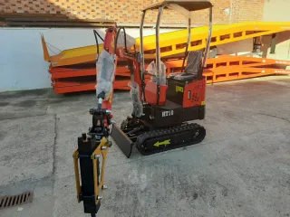 Miniexcavadora 1000kg con martillo