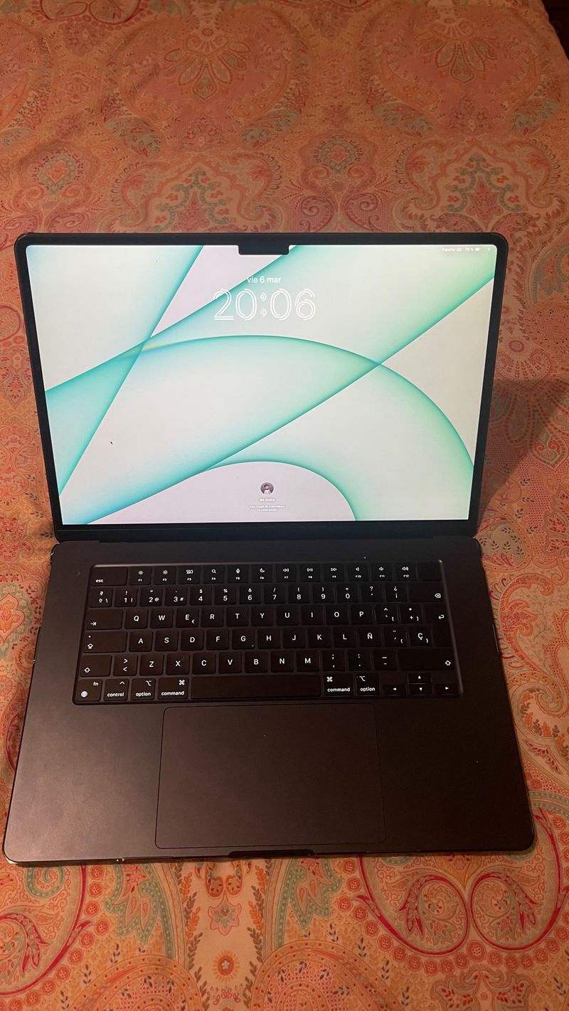 MacBook Air 15 M3 azul marino