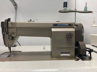 Máquina de coser Mitsubishi LS2-130