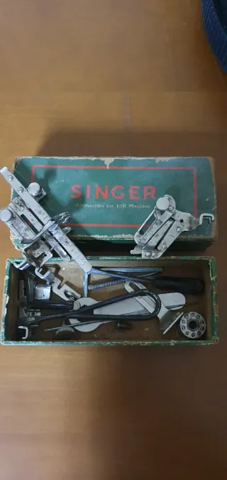 Máquina de coser Singer antigua