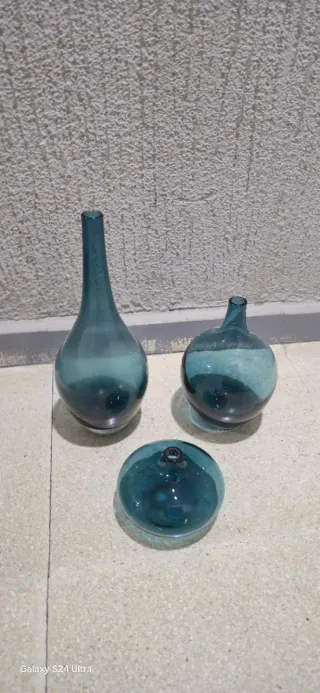 Juego de 3 jarrones de cristal azul