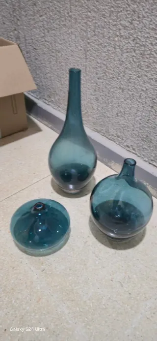 Juego de 3 jarrones de cristal azul