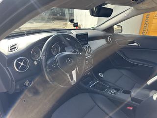 Mercedes-Benz GLA 200 CDI Disel PEGATINA B