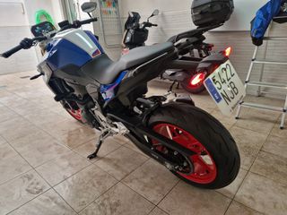 BMW F900R Azul/Blanco Seminueva