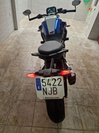 BMW F900R Azul/Blanco Seminueva