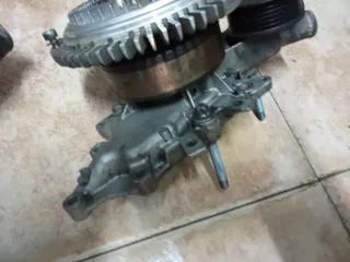 Bombas de agua Mercedes E320 CDI W210